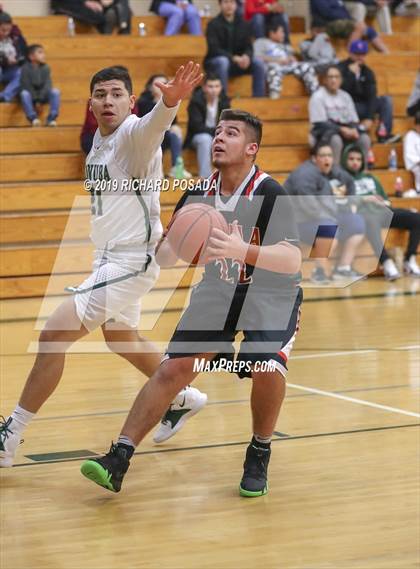 Thumbnail 1 in Selma @ Dinuba photogallery.