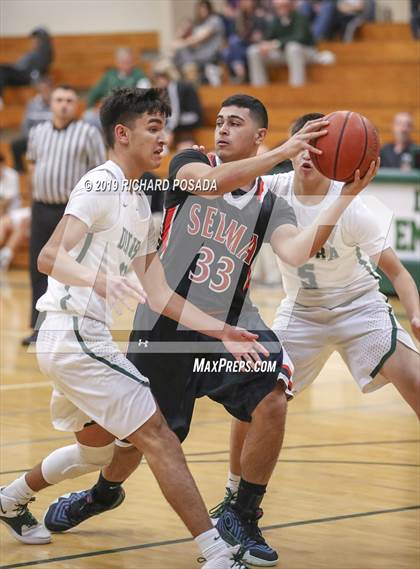 Thumbnail 3 in Selma @ Dinuba photogallery.