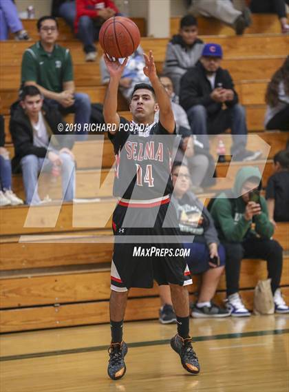 Thumbnail 1 in Selma @ Dinuba photogallery.