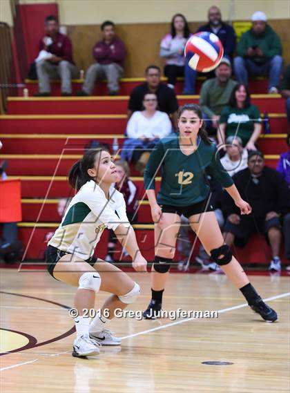 Thumbnail 2 in St. Patrick-St. Vincent @ Cardinal Newman (CIF NCS D4 Semifinal) photogallery.