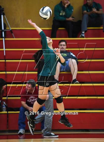 Thumbnail 3 in St. Patrick-St. Vincent @ Cardinal Newman (CIF NCS D4 Semifinal) photogallery.