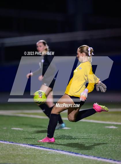 Thumbnail 3 in Claremont @ Alta Loma photogallery.