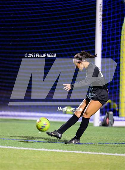 Thumbnail 3 in Claremont @ Alta Loma photogallery.