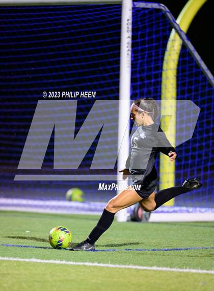 Thumbnail 2 in Claremont @ Alta Loma photogallery.