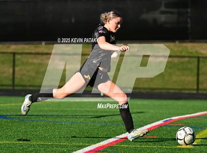 Thumbnail 2 in Staples @ Amity Regional (CIAC Class LL Qtr Final) photogallery.