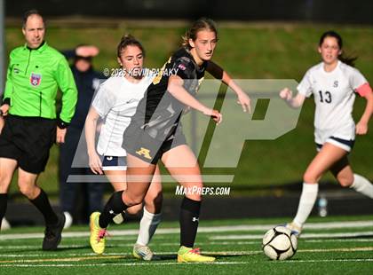 Thumbnail 2 in Staples @ Amity Regional (CIAC Class LL Qtr Final) photogallery.