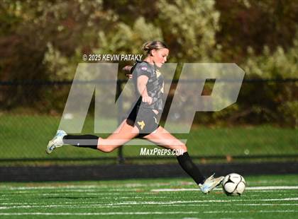 Thumbnail 3 in Staples @ Amity Regional (CIAC Class LL Qtr Final) photogallery.