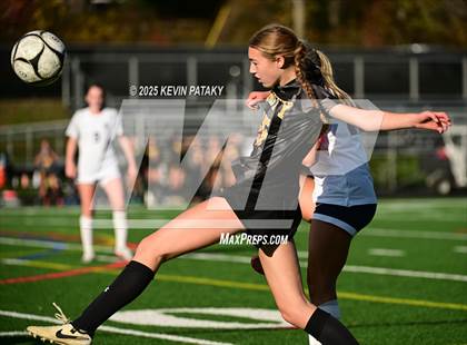 Thumbnail 3 in Staples @ Amity Regional (CIAC Class LL Qtr Final) photogallery.