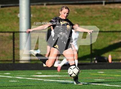 Thumbnail 2 in Staples @ Amity Regional (CIAC Class LL Qtr Final) photogallery.