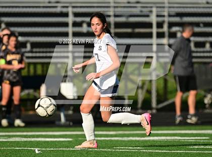 Thumbnail 2 in Staples @ Amity Regional (CIAC Class LL Qtr Final) photogallery.