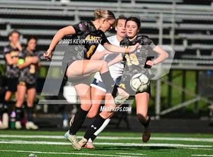 Thumbnail 1 in Staples @ Amity Regional (CIAC Class LL Qtr Final) photogallery.