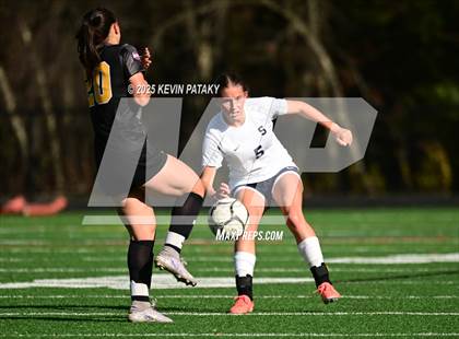 Thumbnail 2 in Staples @ Amity Regional (CIAC Class LL Qtr Final) photogallery.