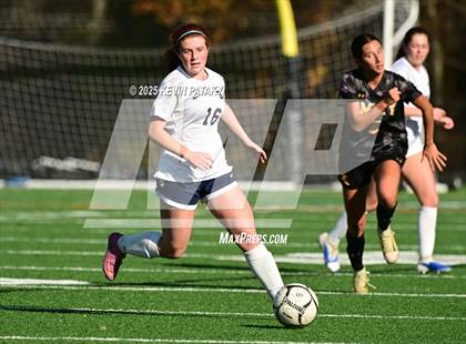 Thumbnail 3 in Staples @ Amity Regional (CIAC Class LL Qtr Final) photogallery.