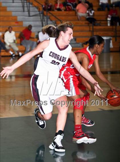Thumbnail 3 in Cinco Ranch vs. Bellaire (McDonald's Texas Invitational) photogallery.