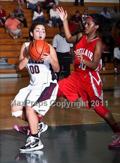 Thumbnail 1 in Cinco Ranch vs. Bellaire (McDonald's Texas Invitational) photogallery.