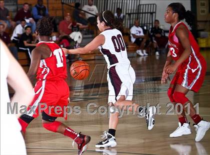 Thumbnail 3 in Cinco Ranch vs. Bellaire (McDonald's Texas Invitational) photogallery.