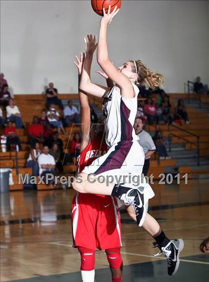 Thumbnail 3 in Cinco Ranch vs. Bellaire (McDonald's Texas Invitational) photogallery.