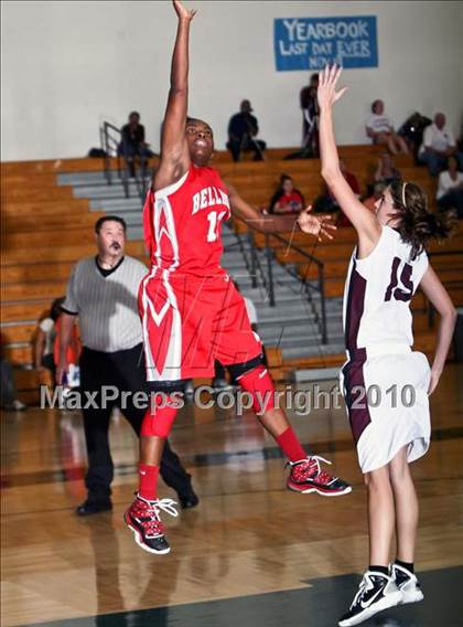 Thumbnail 1 in Cinco Ranch vs. Bellaire (McDonald's Texas Invitational) photogallery.