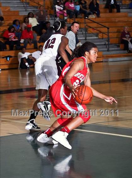 Thumbnail 2 in Cinco Ranch vs. Bellaire (McDonald's Texas Invitational) photogallery.