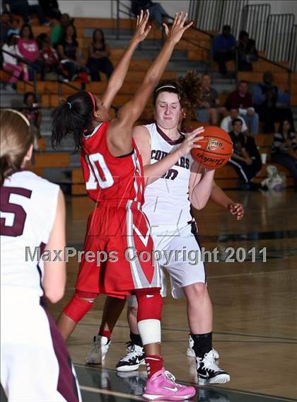 Thumbnail 2 in Cinco Ranch vs. Bellaire (McDonald's Texas Invitational) photogallery.