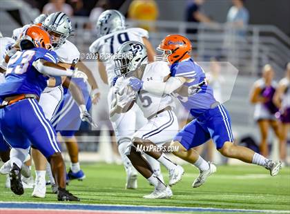 Thumbnail 3 in Grand Oaks vs College Park photogallery.