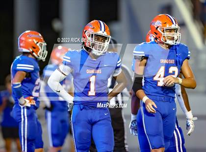 Thumbnail 1 in Grand Oaks vs College Park photogallery.