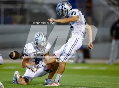 Thumbnail 3 in Grand Oaks vs College Park photogallery.