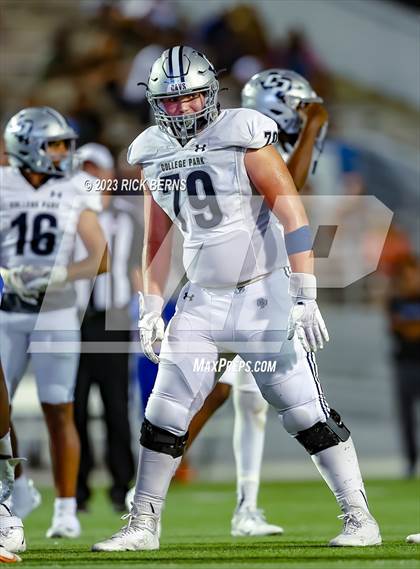 Thumbnail 1 in Grand Oaks vs College Park photogallery.