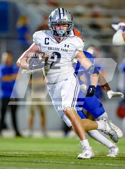 Thumbnail 1 in Grand Oaks vs College Park photogallery.