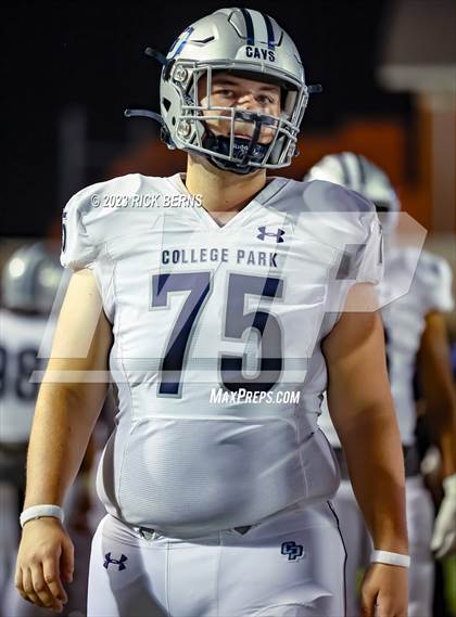 Thumbnail 1 in Grand Oaks vs College Park photogallery.