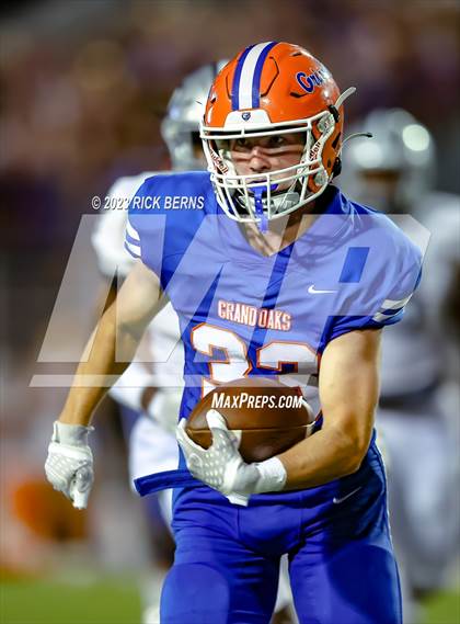 Thumbnail 1 in Grand Oaks vs College Park photogallery.