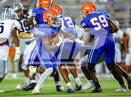 Thumbnail 3 in Grand Oaks vs College Park photogallery.