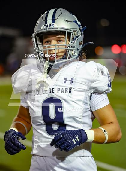 Thumbnail 3 in Grand Oaks vs College Park photogallery.