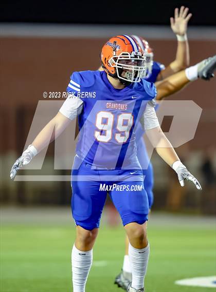 Thumbnail 2 in Grand Oaks vs College Park photogallery.