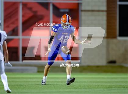 Thumbnail 1 in Grand Oaks vs College Park photogallery.