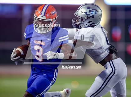 Thumbnail 3 in Grand Oaks vs College Park photogallery.
