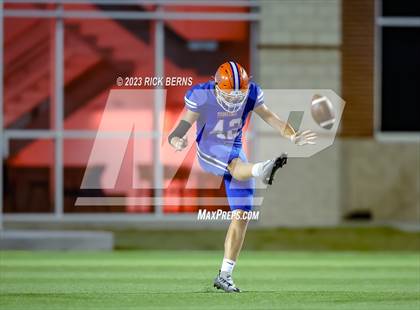 Thumbnail 2 in Grand Oaks vs College Park photogallery.