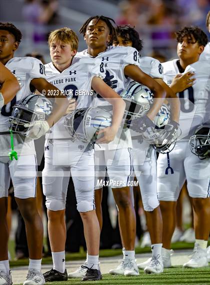 Thumbnail 1 in Grand Oaks vs College Park photogallery.