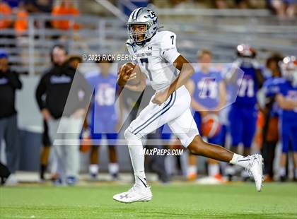 Thumbnail 2 in Grand Oaks vs College Park photogallery.
