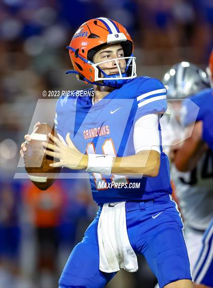 Thumbnail 2 in Grand Oaks vs College Park photogallery.