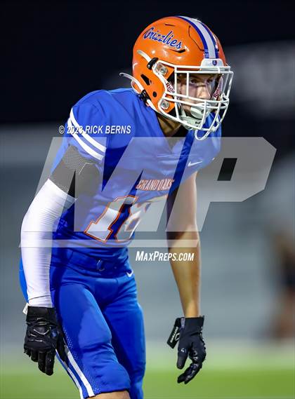 Thumbnail 1 in Grand Oaks vs College Park photogallery.