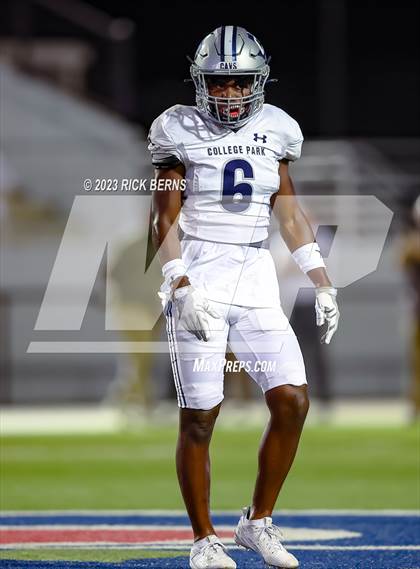 Thumbnail 3 in Grand Oaks vs College Park photogallery.
