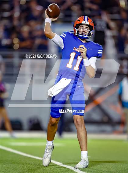 Thumbnail 1 in Grand Oaks vs College Park photogallery.