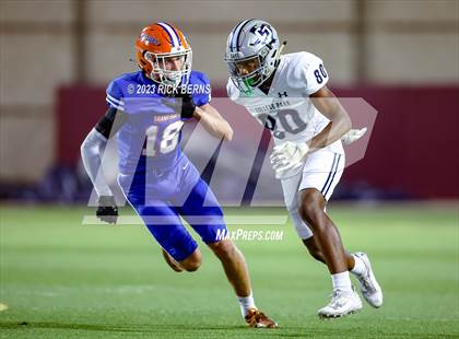 Thumbnail 3 in Grand Oaks vs College Park photogallery.
