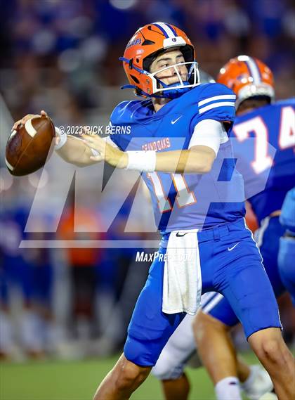 Thumbnail 3 in Grand Oaks vs College Park photogallery.