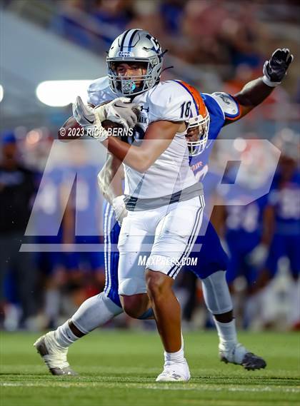 Thumbnail 3 in Grand Oaks vs College Park photogallery.