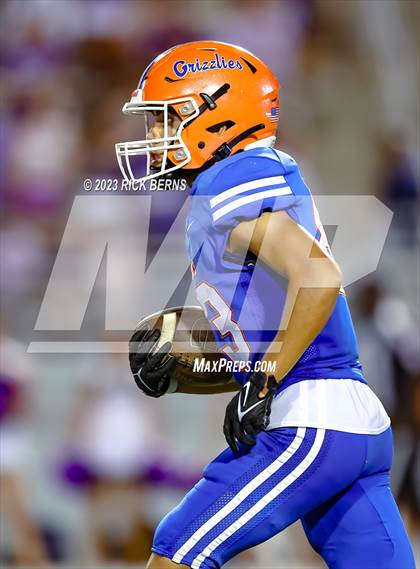 Thumbnail 3 in Grand Oaks vs College Park photogallery.