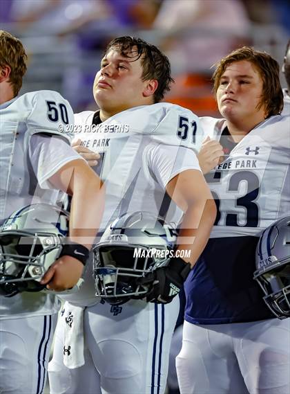 Thumbnail 2 in Grand Oaks vs College Park photogallery.