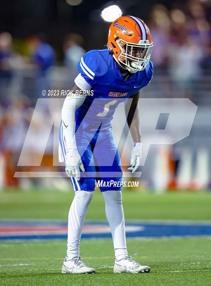 Thumbnail 2 in Grand Oaks vs College Park photogallery.