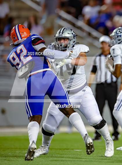 Thumbnail 1 in Grand Oaks vs College Park photogallery.